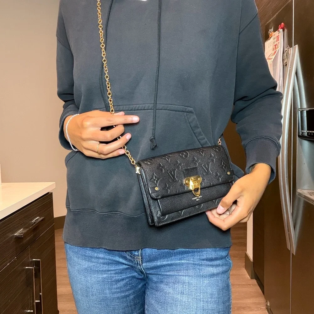 Louis Vuitton Vavin Chain Wallet - Picture 7 of 8